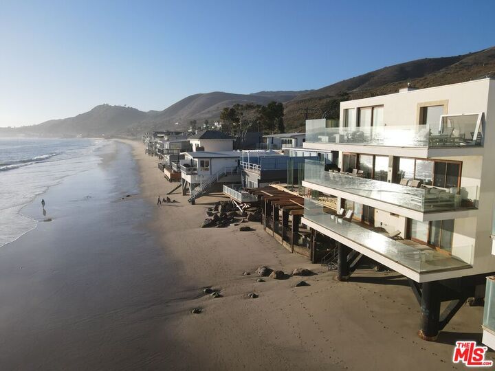 Property Photo: 25302 Malibu Rd CA 90265