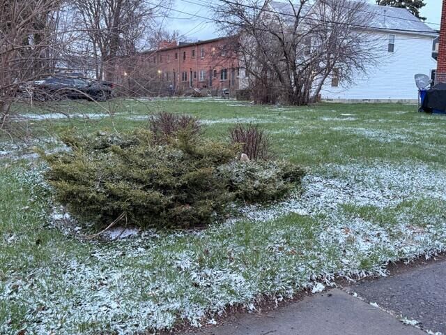 Property Photo: 1106 Cole Street OH 43205