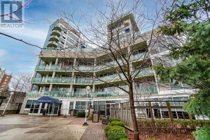 Property Photo:  1600 Keele Street 605  ON M6N 5J1 