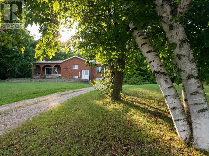 157 Emery Road — photo 1