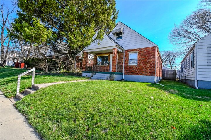 Property Photo: 816 S Smithville Road OH 45403