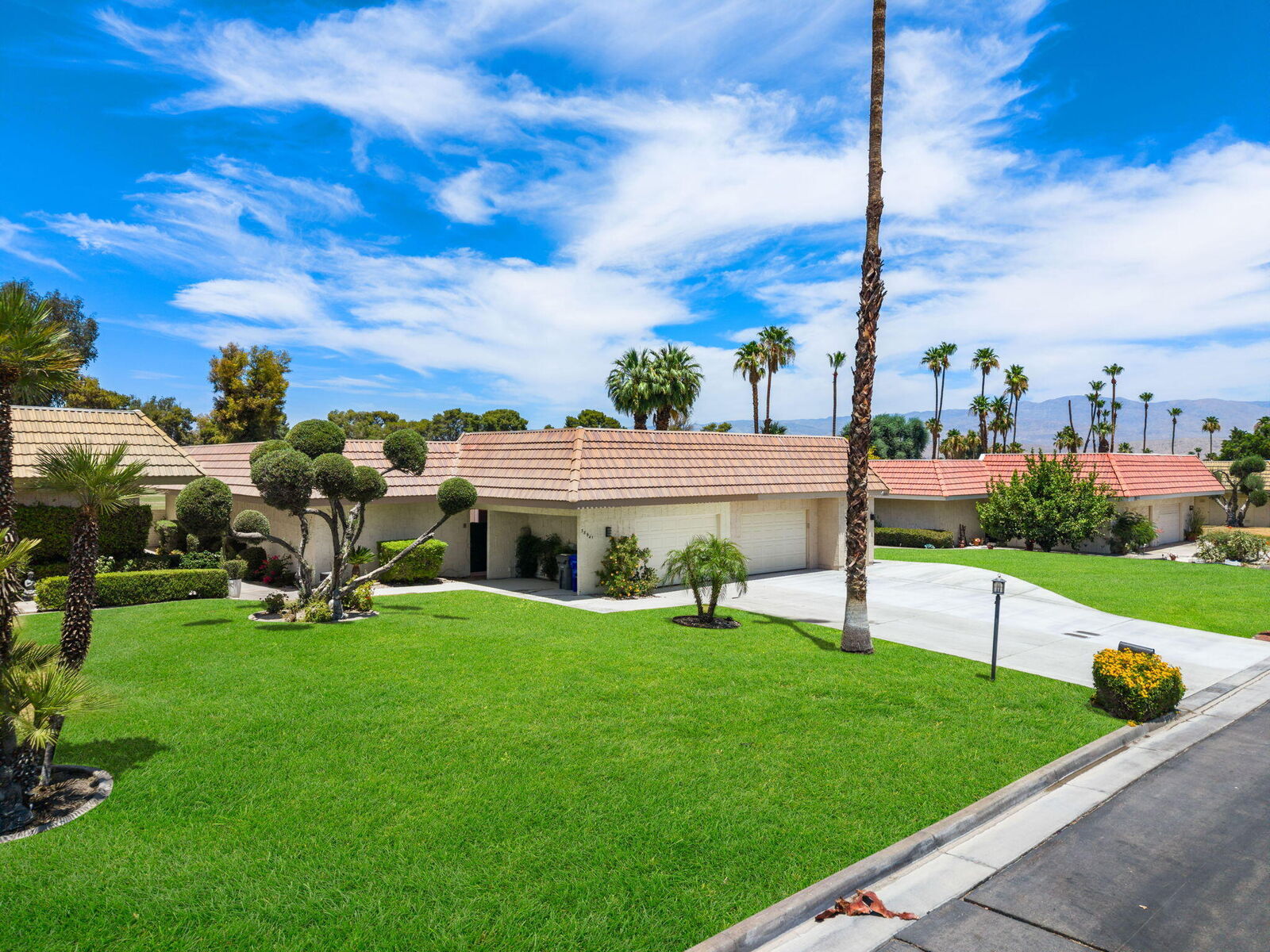 Property Photo: 38941 Kilimanjaro Drive CA 92211