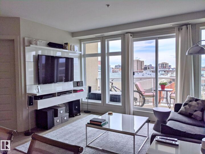 Property Photo: 10388 105 Street NW 501 AB T5J 0C2