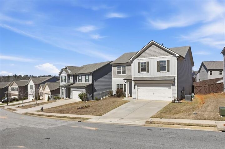 Property Photo: 362 Auburn Crossing Drive GA 30011