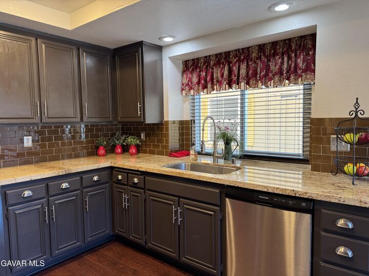 Property Photo:  4313 Portola Drive  CA 93551 