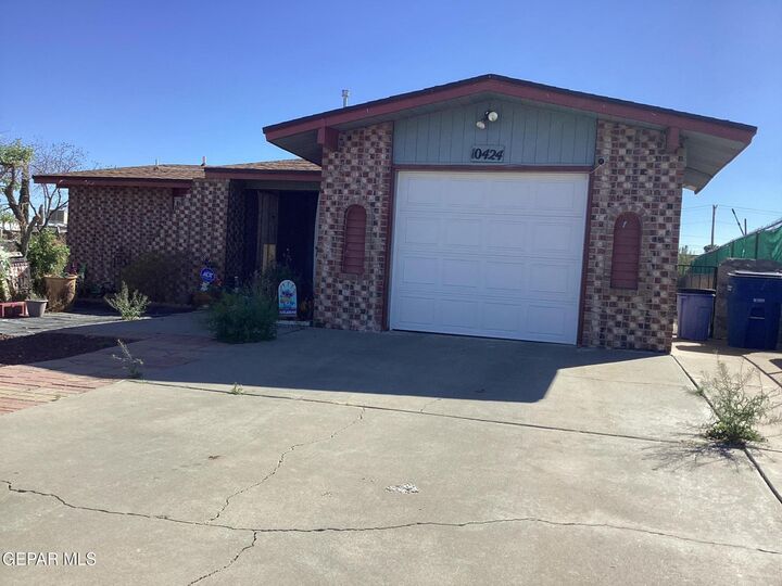 Property Photo: 10424 Nolan Drive TX 79924