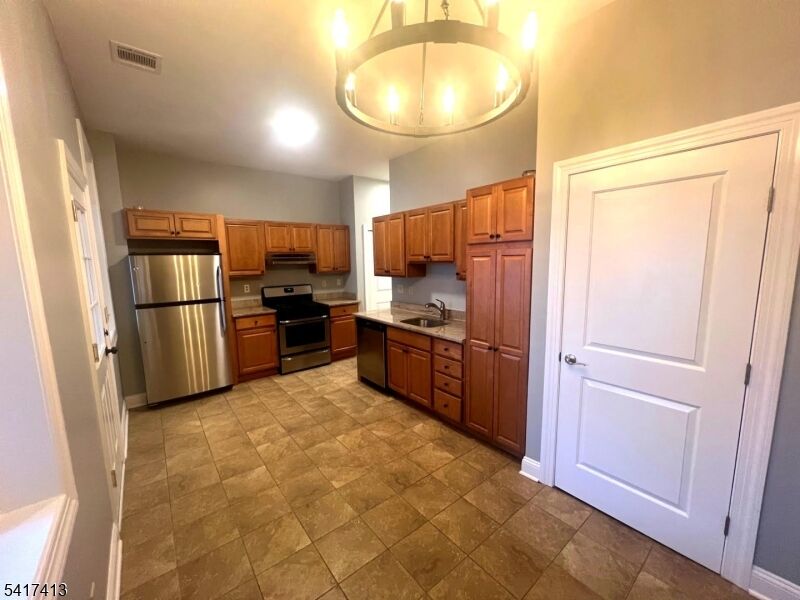 Property Photo:  77 Washington St 1  NJ 07003 