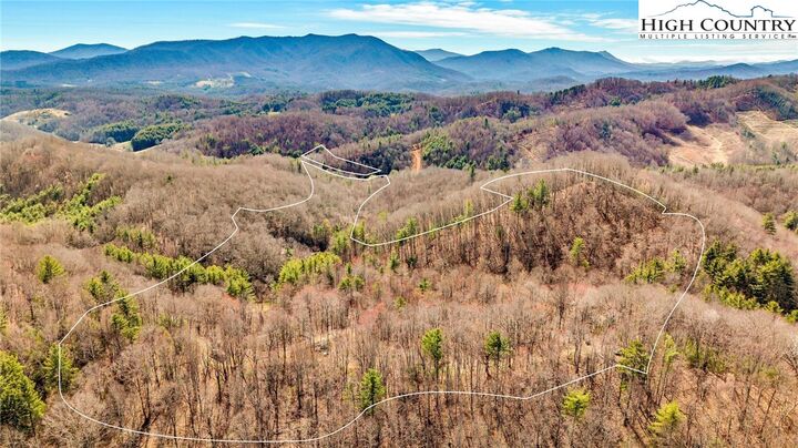 Property Photo:  3186 & 3190 Silas Creek Road  NC 28643 