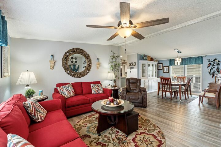 Property Photo: 3120 Pond Hollow Street FL 33543