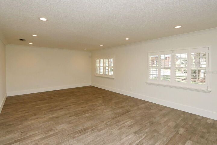 Property Photo:  4307 W Roland Street  FL 33609 