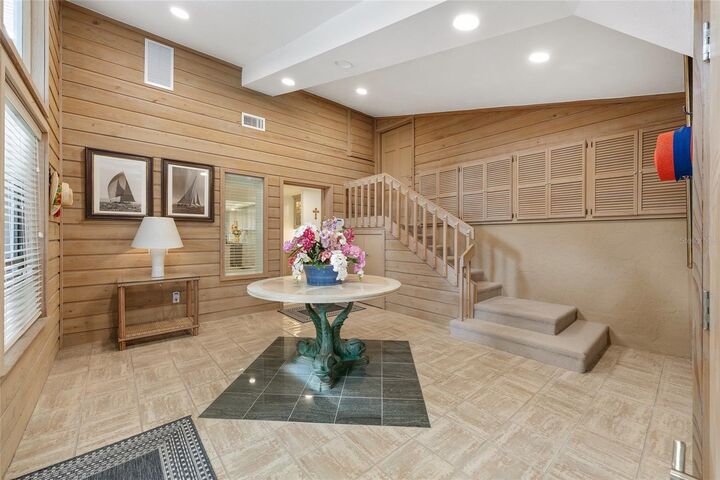 Property Photo: 715 Seminole Ridge Road 1 FL 32666