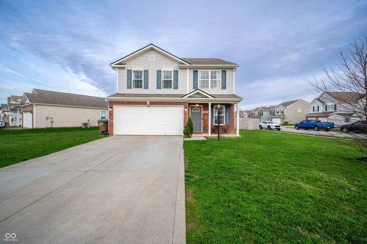 Property Photo: 3415 Parkview Drive IN 47201