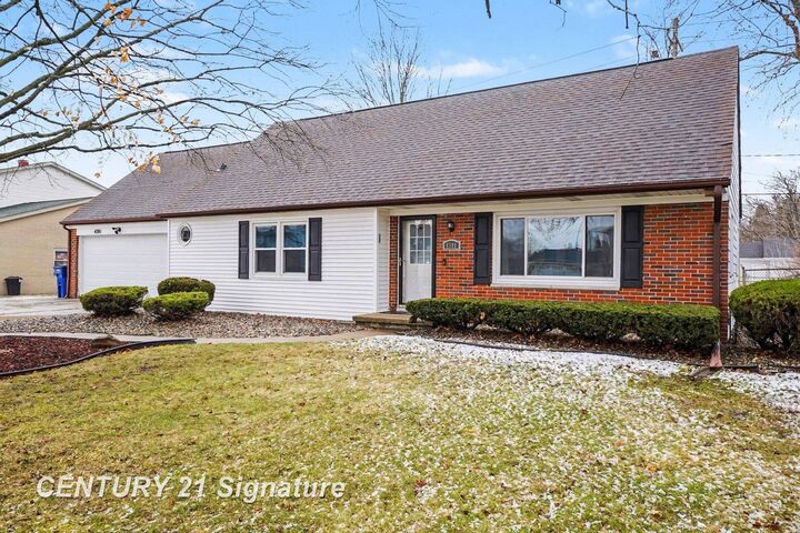 Property Photo: 4301 Bradford Drive MI 48603