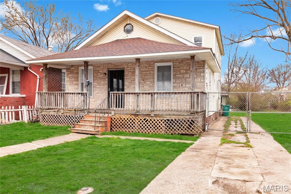 Property Photo:  532 N 27th Street  IL 62205 