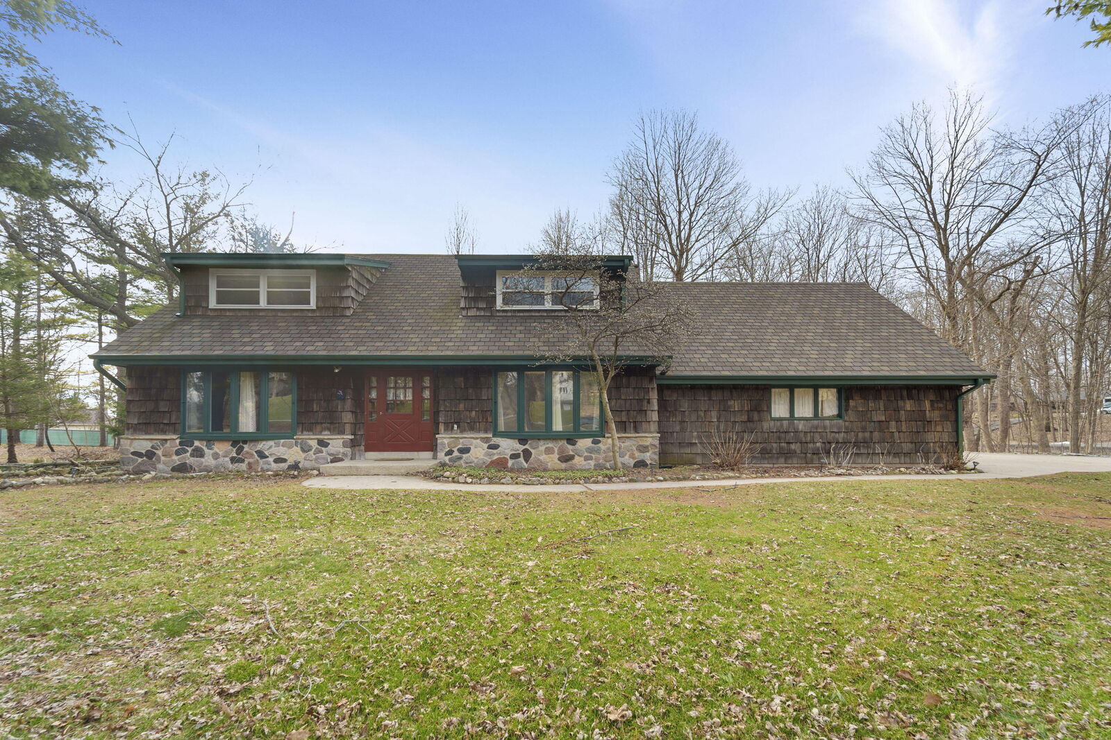 Property Photo: 1157 Forest Ct WI 53033