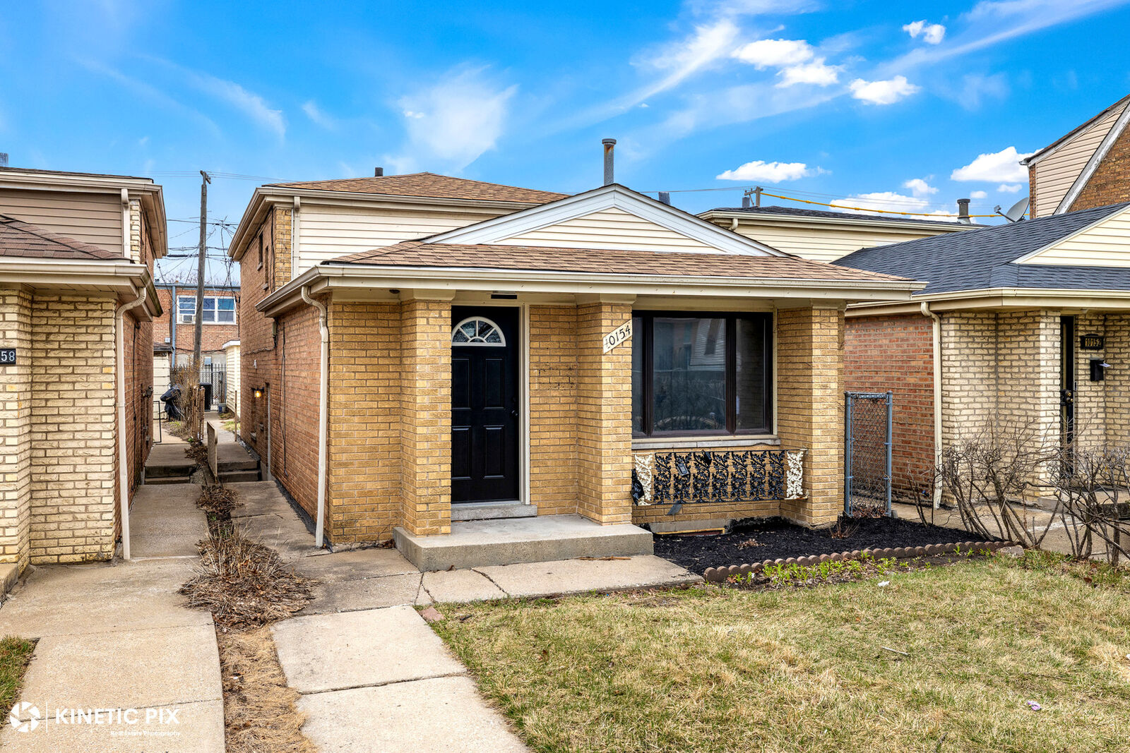 Property Photo:  10154 S Emerald Avenue  IL 60628 