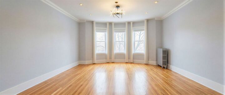 Property Photo:  6049 N Talman Avenue 3B  IL 60659 