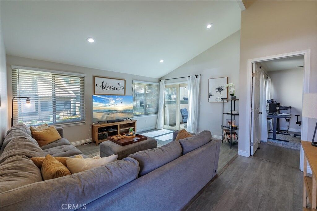 Property Photo:  1422 Camelot Drive  CA 92882 