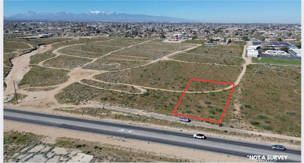 Property Photo:  22111 Hesperia Rd  CA 92345 