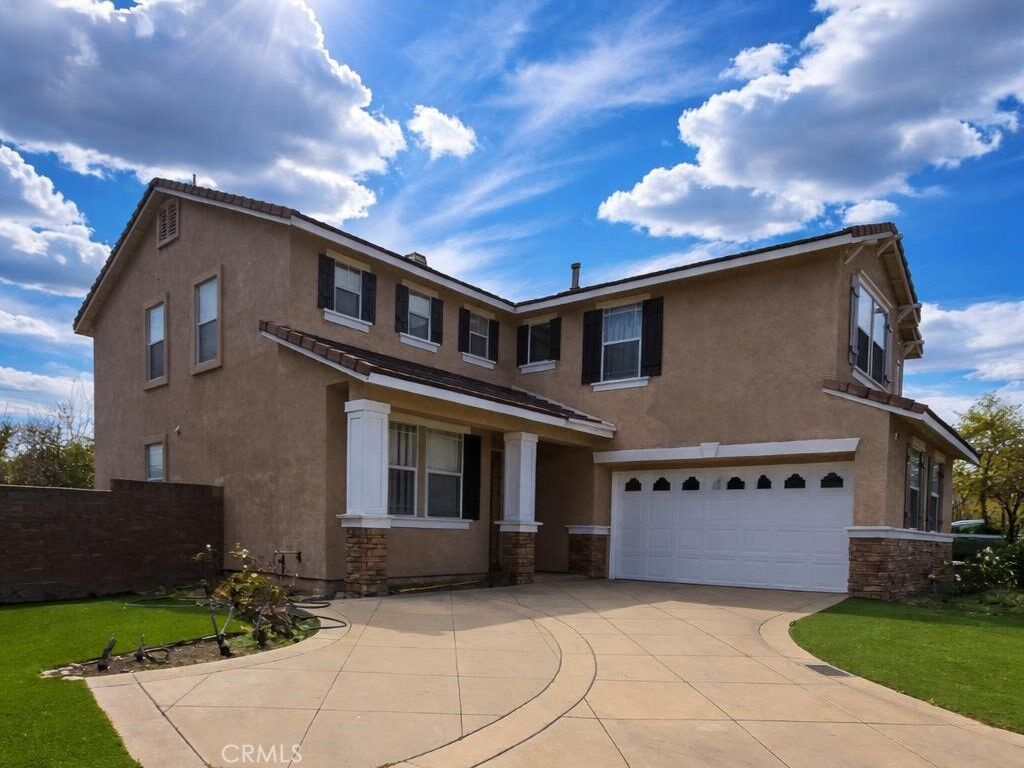 Property Photo:  16757 Escalon  CA 92336 