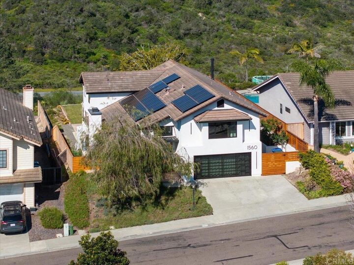 Property Photo:  1560 Hawk View Dr  CA 92024 