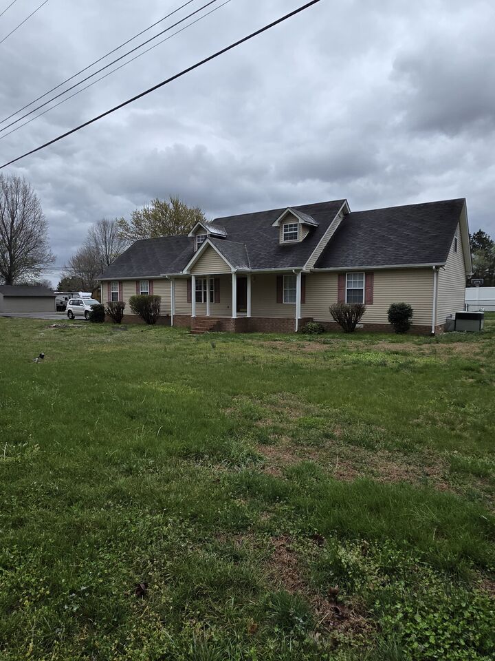 Property Photo:  102 Cascade Ln  TN 37020 