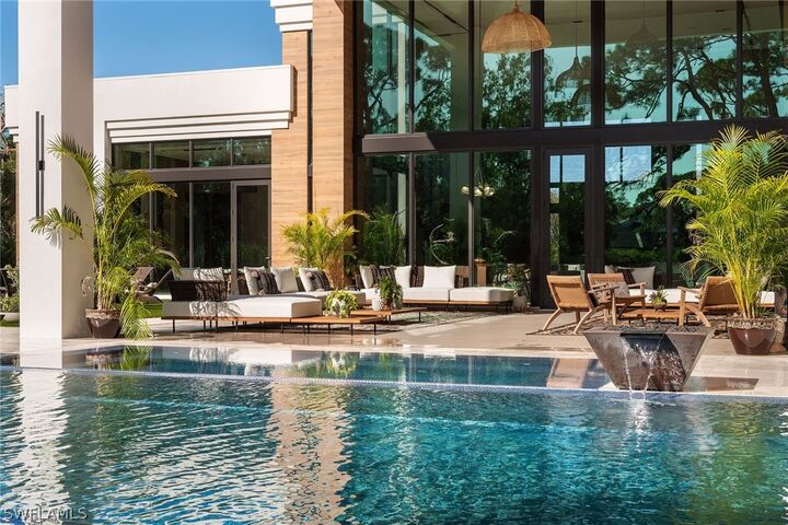 Property Photo:  6616 Trail Boulevard  FL 34108 