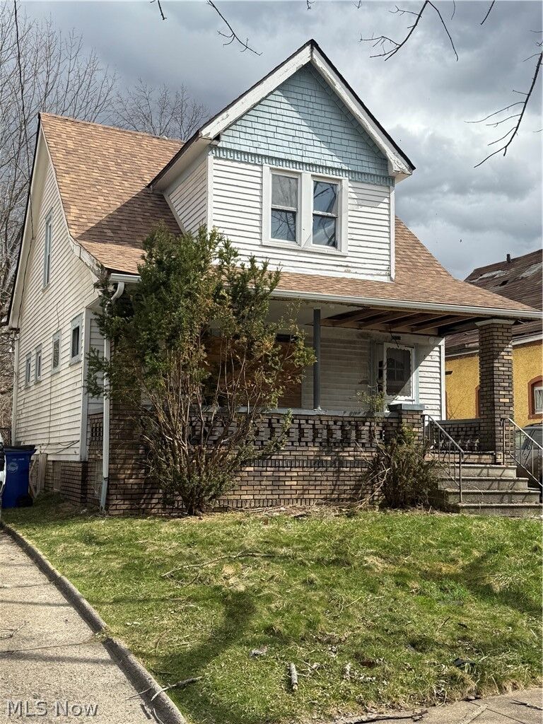 Property Photo:  3025 E 128th Street  OH 44120 