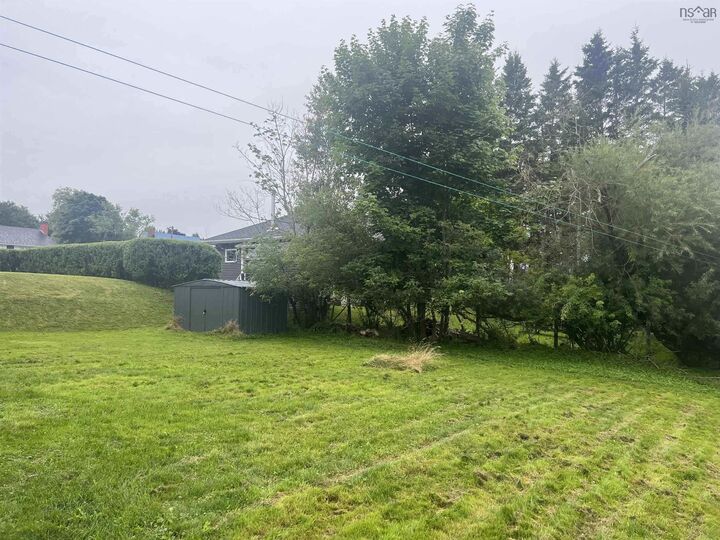 Property Photo:  274 Pleasant Street  NS B2N 3T1 