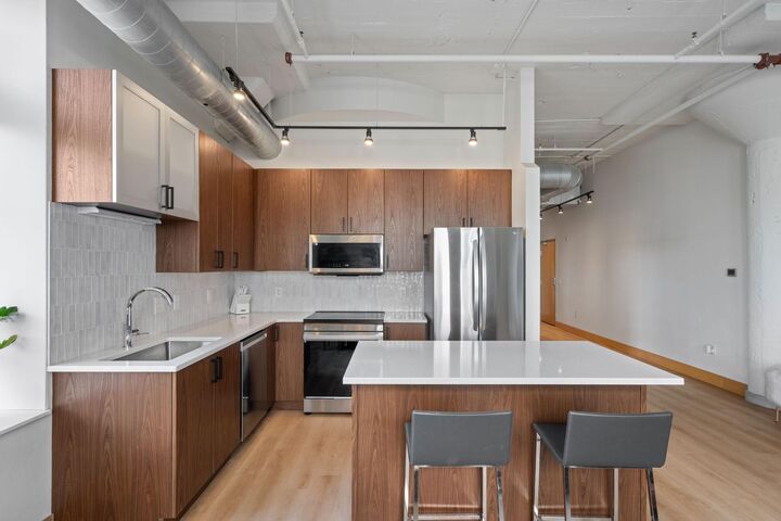 Property Photo:  918 3rd Street N 211  MN 55401 