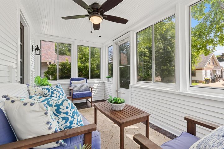 Property Photo:  117 9th Avenue NW  MN 55901 