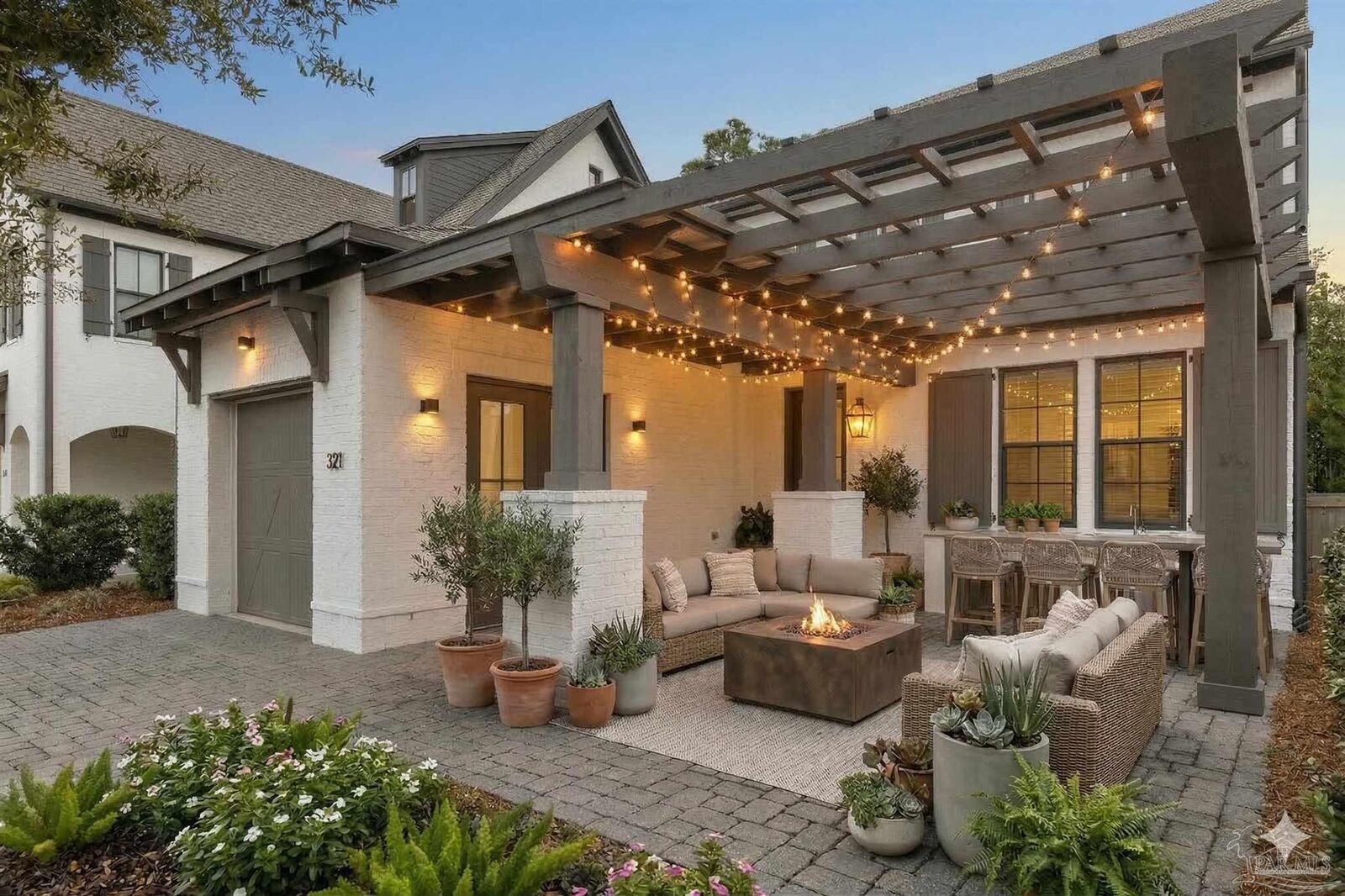 Property Photo:  321 Ridgewalk Cir  FL 32459 