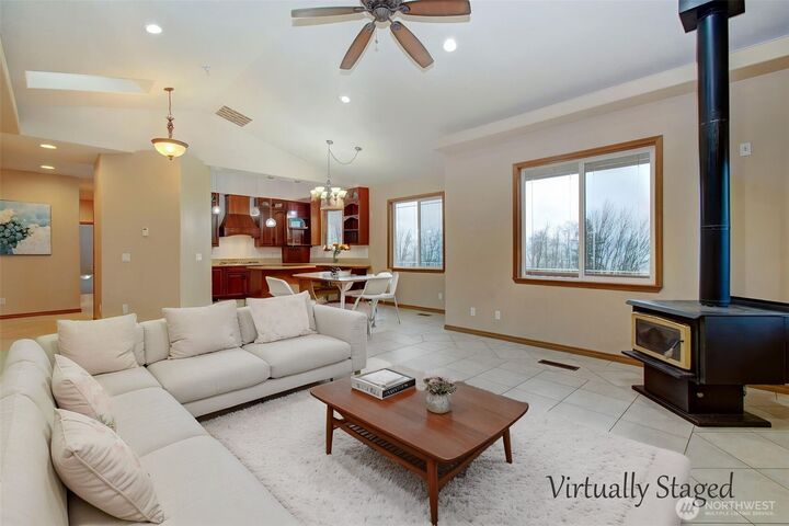 Property Photo: 498 Bryant Hill Road WA 98674