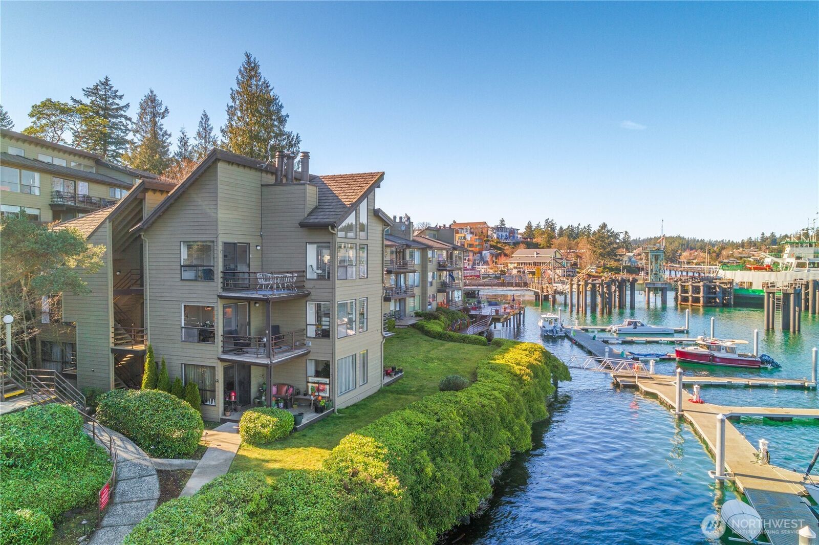 Property Photo: 200 East Street D204 WA 98250