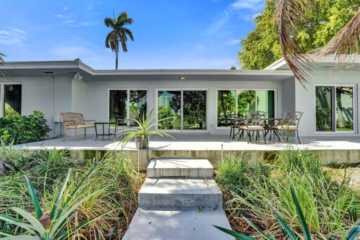 Property Photo:  1431 S Ocean Boulevard 37  FL 33062 