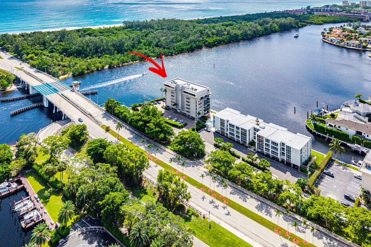 Property Photo: 900 NE Spanish River Boulevard 7E FL 33431