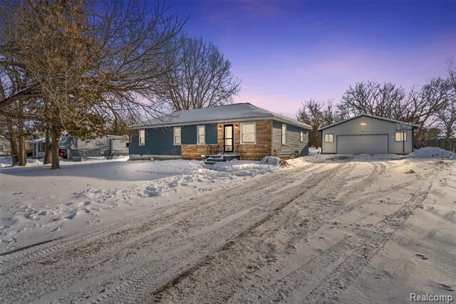 Property Photo:  1268 E Dodge Road  MI 48458 