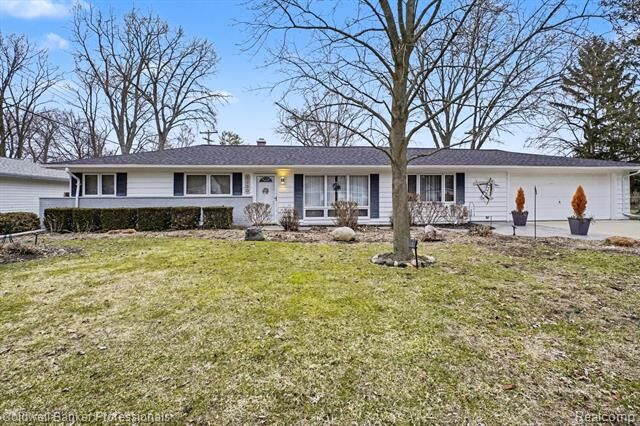 Property Photo:  3330 Homestead Drive  MI 48329 