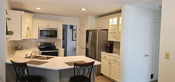 Property Photo:  2916 Wellington Court  IN 47374 