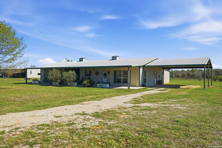 Property Photo:  293 Woodrow Center  TX 78638 