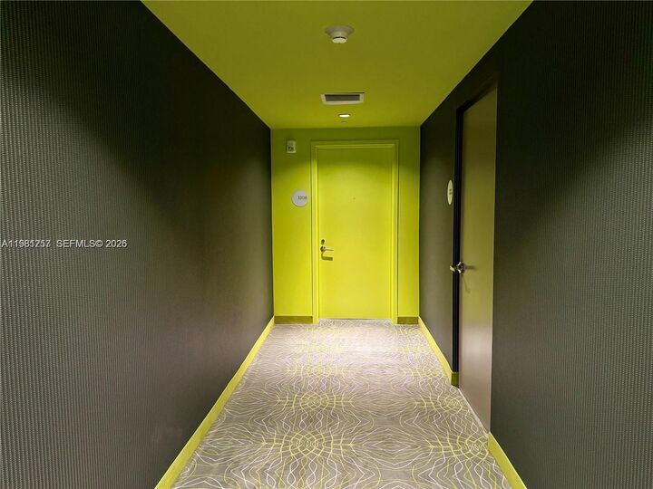 Property Photo:  501 NE 31st St 3208  FL 33137 