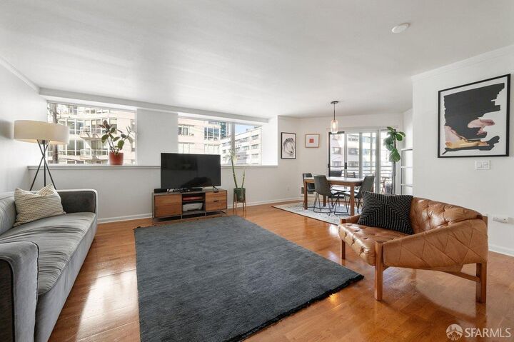 Property Photo:  400 Beale Street 701  CA 94105 