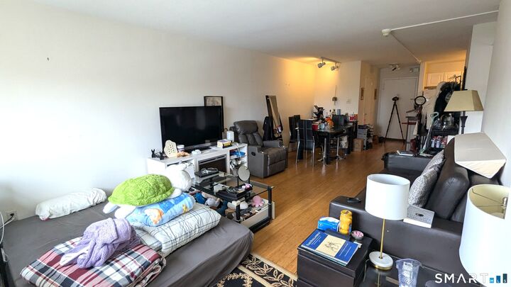 Property Photo:  100 York Street 15M  CT 06511 