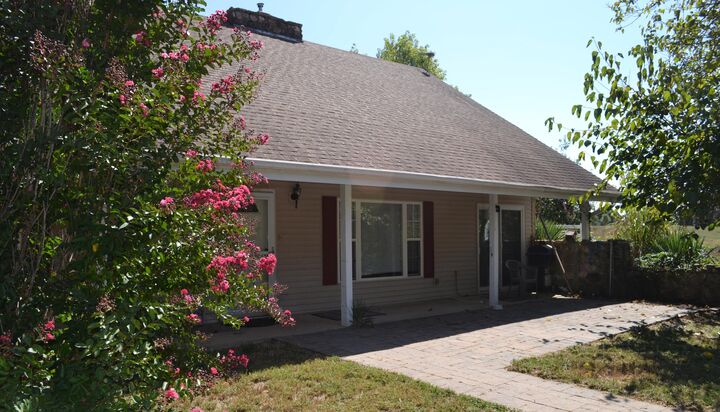 Property Photo: 33202 Missouri State Highway East 14 MO 65608