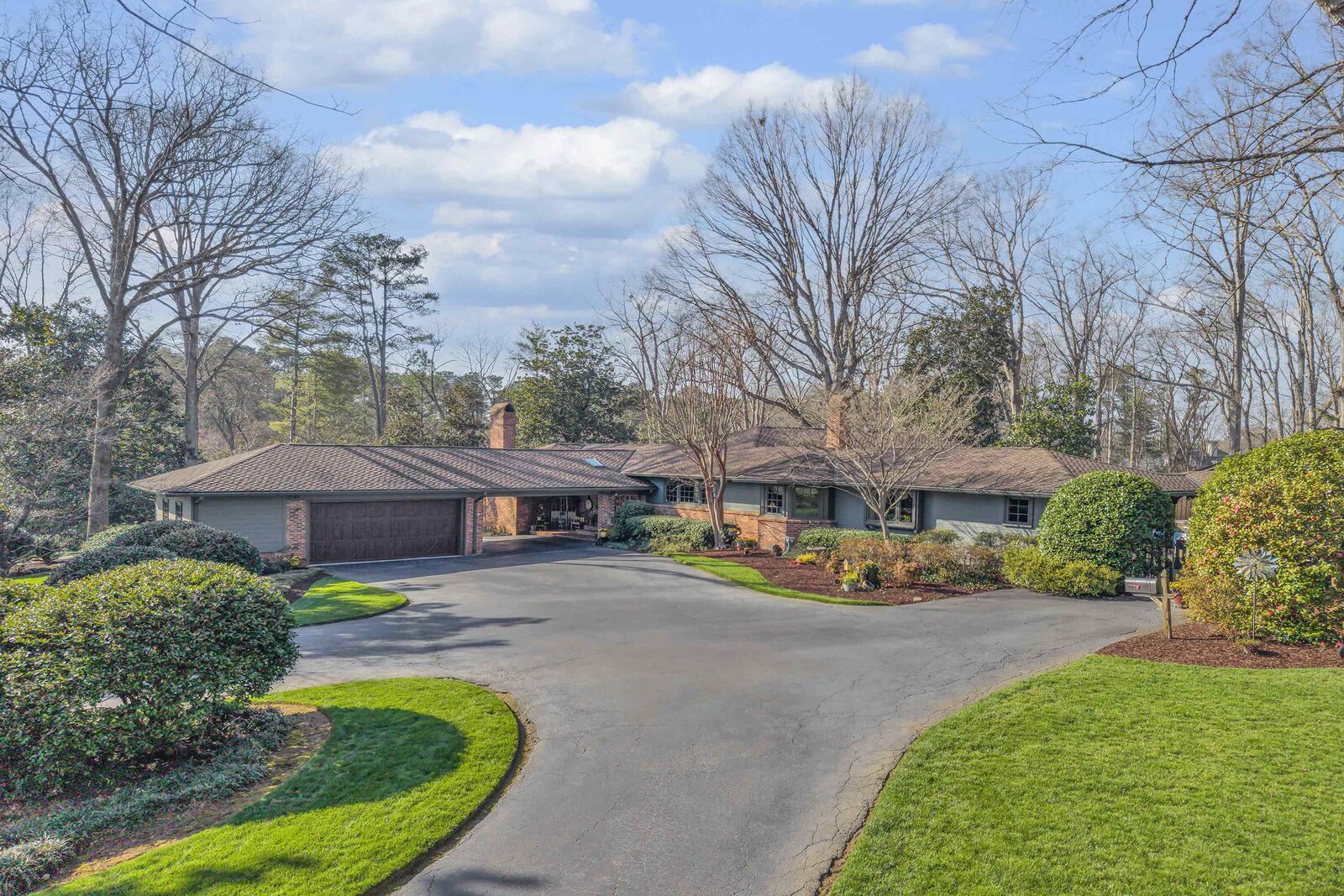 Property Photo:  121 Montgomery Drive  SC 29302 