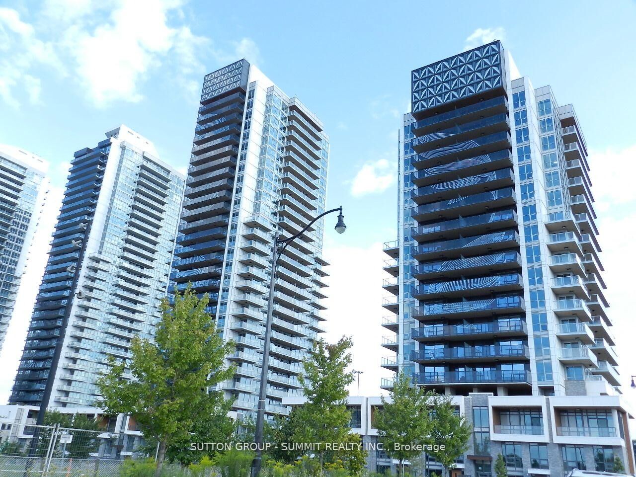 Property Photo: 25 McMahon Avenue 1908 ON M2K 0J1