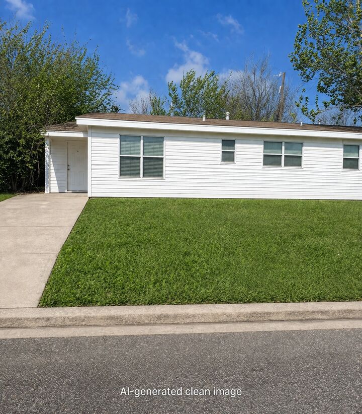 Property Photo:  523 Lenora Drive A&B  TX 76574 