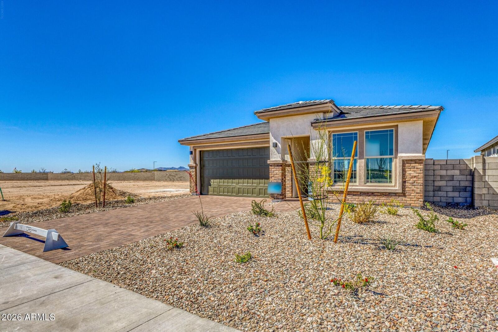 Property Photo:  29976 W Wild Hazel Drive  AZ 85396 