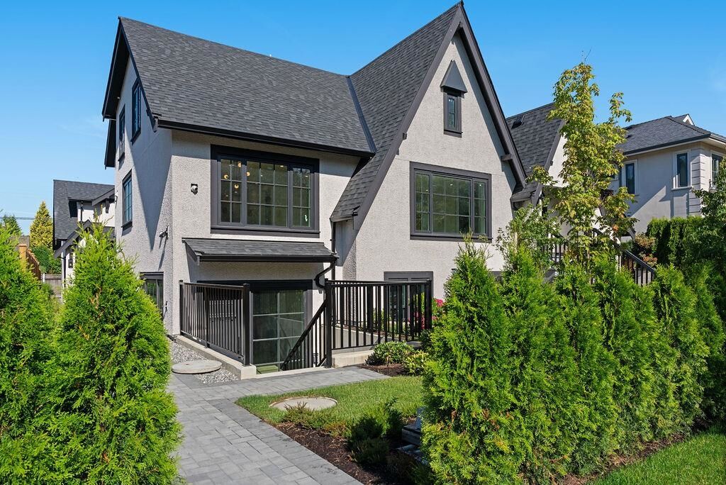 Property Photo: 6851 Cypress Street BC V6P 5L9