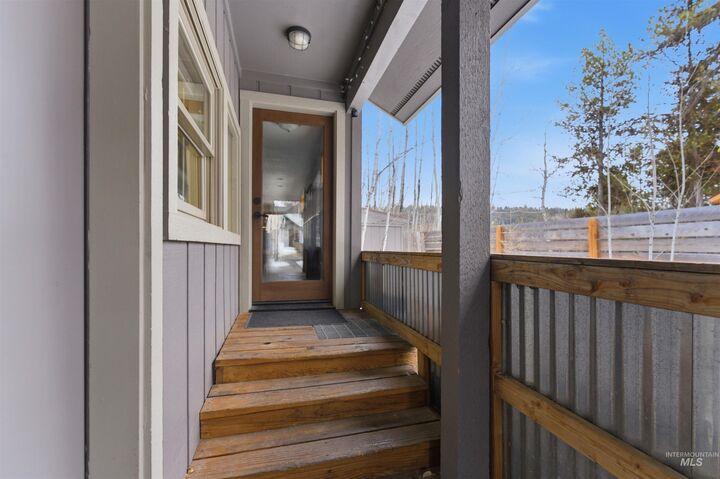 Property Photo: 1658 Timber Cir ID 83638